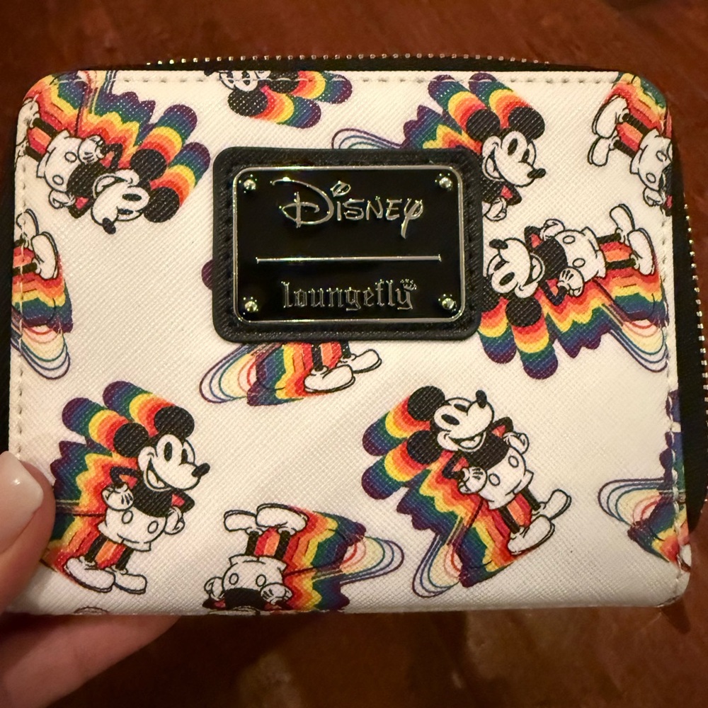 Disney Loungefly Mickey Mouse Rainbow Wallet - Picture 3 of 5